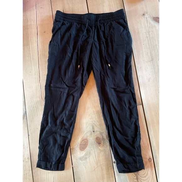 Women's Old Navy Black Jogger Pants with drawstring. Size XS - Picture 1 of 5
